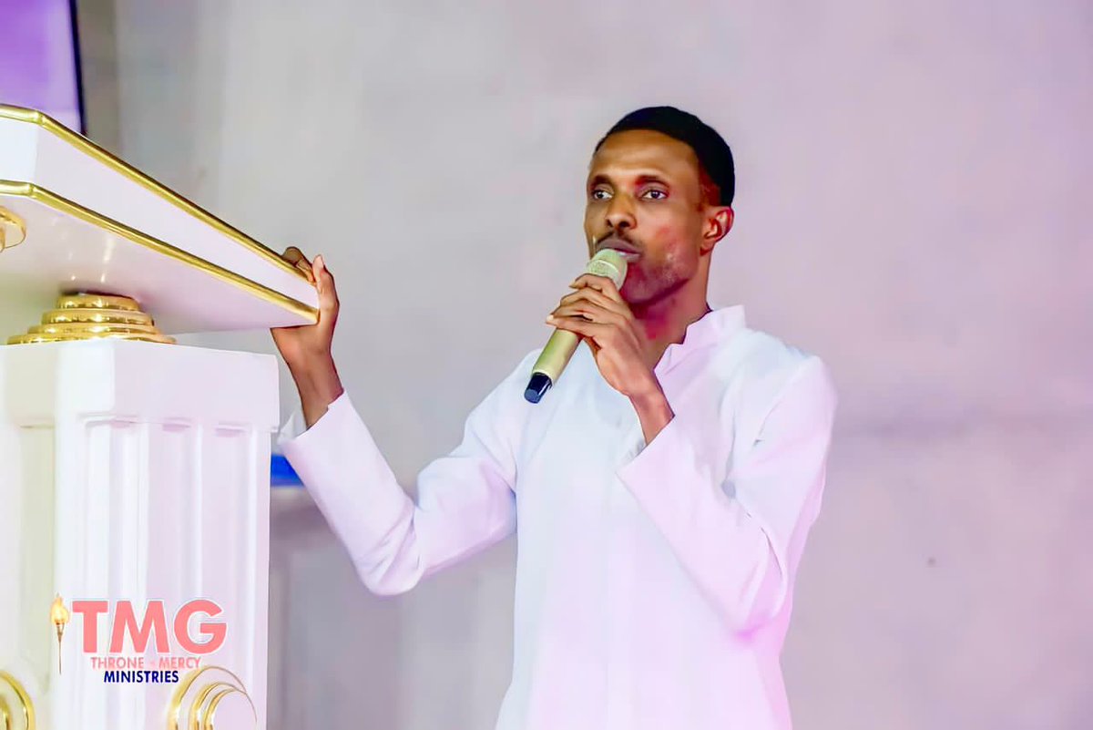 TMGministry15's tweet photo. THIS ACTIVE GRACE MUST WORK FOR YOU IN THE NAME OF JESUS CHRIST!!!
#TMG
#THRONEOFMERCY
#THRONEOFGRACE
#THRONEOFGLORY
#FASTINGWEEK
#PROPHETIC
#DECLARATION #PRAYER
#YOKESAREBROKEN
#BESETFREE #PROPHETOMOGHENEMINISTRY #GRACED #SMOOTHNESS #YEAROFSMOOTHNESS
#NIGHTOFENTHRONEMENT https://t.co/hLsjkGw762