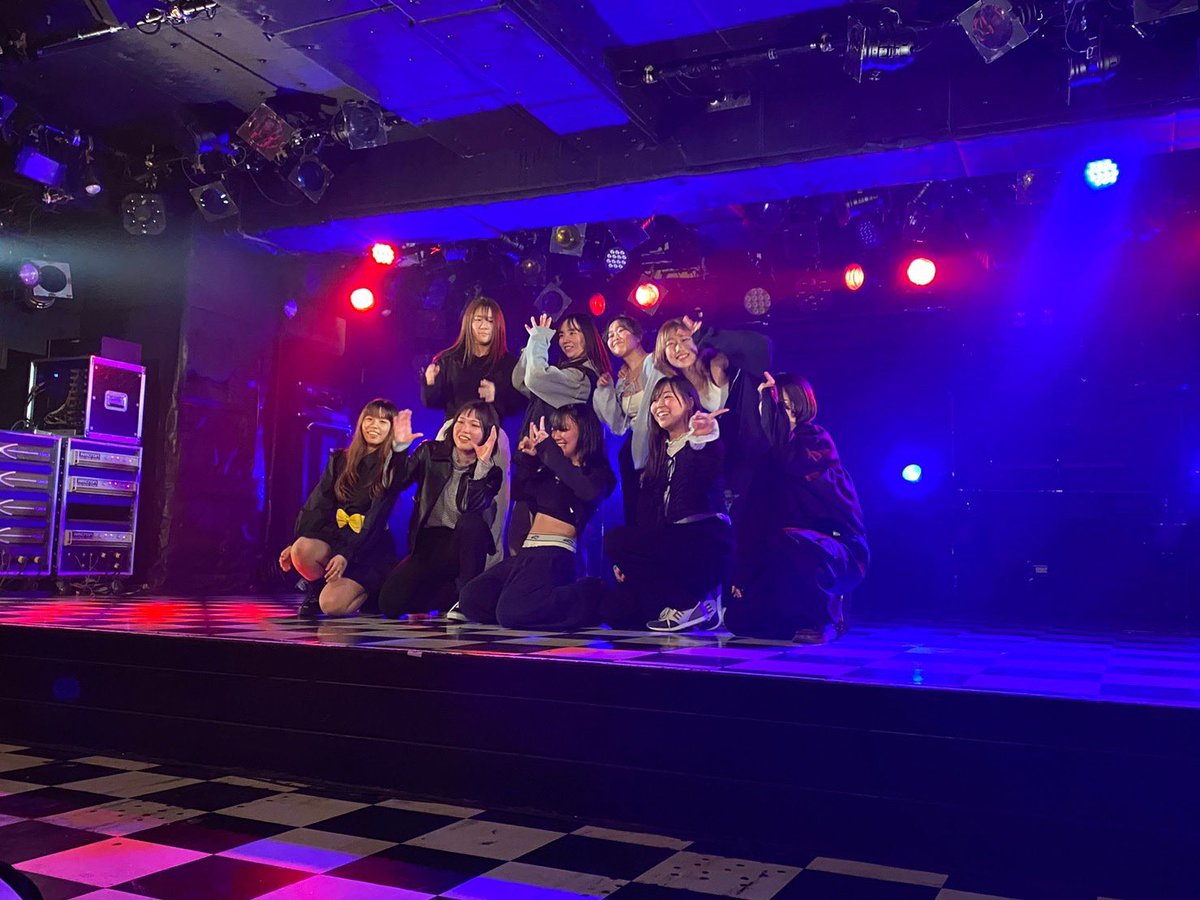 rakusho2015's tweet photo. 卒業イベント💐👩🏻‍🎓
4回生と踊れる最後のイベントでした、🥲
とても楽しかった気持ちと共に、終わりに近づくにつれて悲しい気持ちになりました。
卒業されてしまっても、楽笑をよろしくお願いします😭

#春から帝塚山 #春から帝塚山大学 #ダンスに興味ある https://t.co/6rztMB38u8