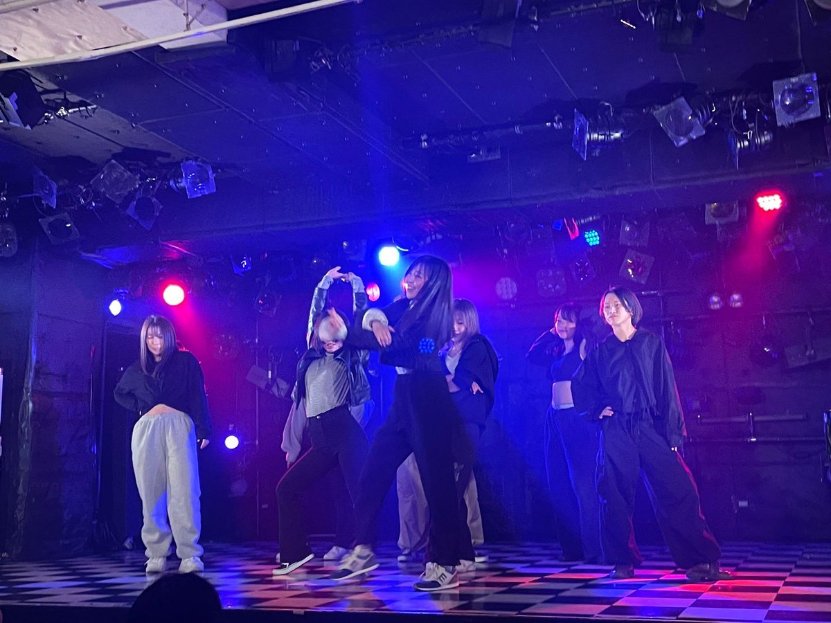 rakusho2015's tweet photo. 卒業イベント💐👩🏻‍🎓
4回生と踊れる最後のイベントでした、🥲
とても楽しかった気持ちと共に、終わりに近づくにつれて悲しい気持ちになりました。
卒業されてしまっても、楽笑をよろしくお願いします😭

#春から帝塚山 #春から帝塚山大学 #ダンスに興味ある https://t.co/6rztMB38u8