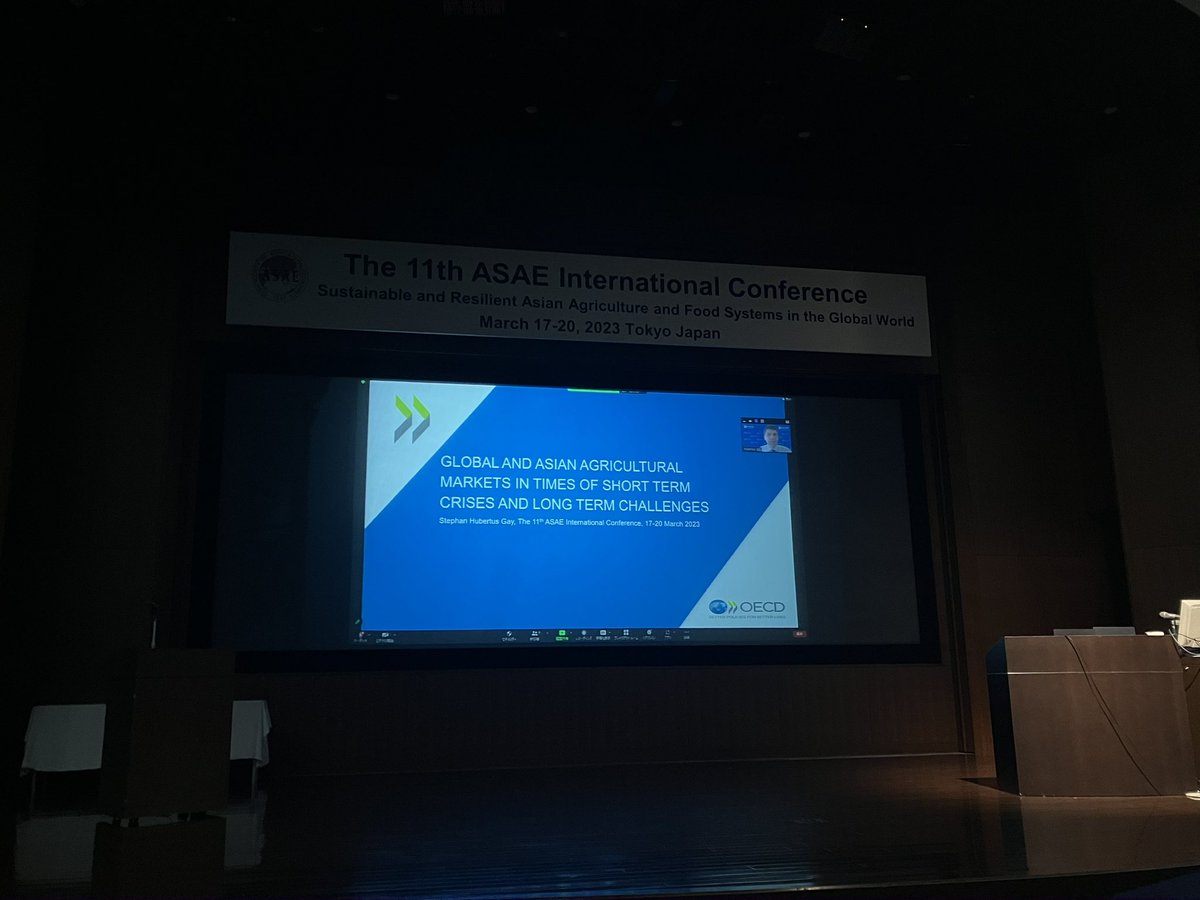 11thAsae's tweet photo. In Plenary Session 2 (online), Dr. Stephan Hubertus Gay @OECDagriculture talked about the outlook, short-term crisis and long-term challenges of the agricultural market, and Dr. Achim Dobermann @FertilizerNews talked about innovation in the global fertilizer sector. #ASAE2023 https://t.co/822BCwmy5B