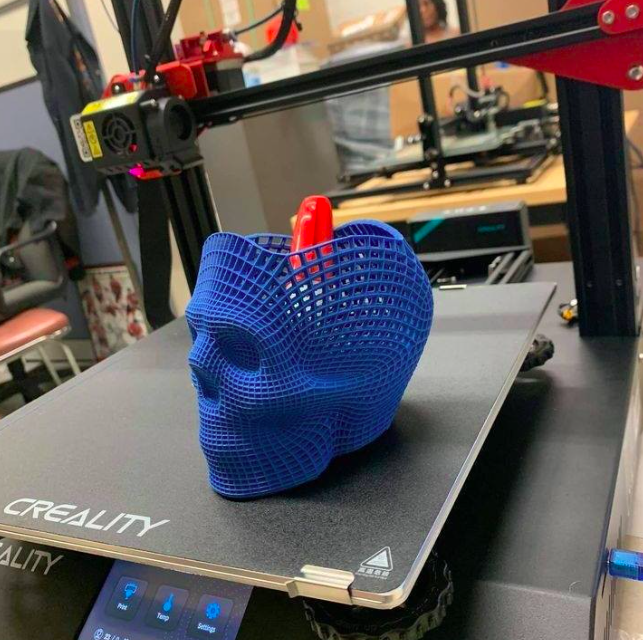 CrealityJ's tweet image. en/pencil holder、これはとても便利です🤣🤣

#creality
#creality3d
#3dprintingtutorial
#crealitycr10max