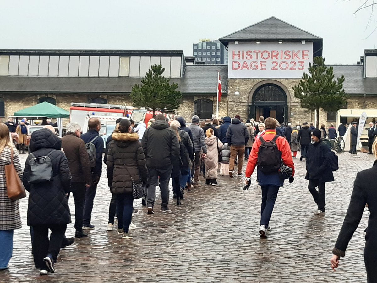 HarriKamarainen's tweet photo. The annual #HistoryDays kicked off in #Copenhagen 🇩🇰 today. Weekend full of panels & debates. As you can see, Danes ❤ #History. 👍 Sadly, #Russia's brutal war in #Ukraine 🇺🇦 still tops the agenda ☹.
@Ulkoministerio
#Historia #Tanska #Danmark #Pohjoismaat #Norden https://t.co/sPD19PHXPj