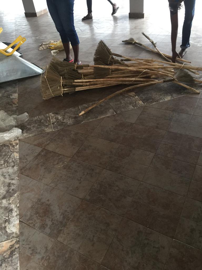AmmaCheeks's tweet photo. @ZoomlionLtd is ready for any partnership that involves Sanitation. This is PIWC GraceLand located in Nungua, organized a Clean Up exercise at the Church premises and @ZoomlionLtd delivered some logistics. #GetABin #OperationCleanYourFrontage #Zoomlion
|Lakers| Kidi| Adom Tv| https://t.co/jeV7SHy90s