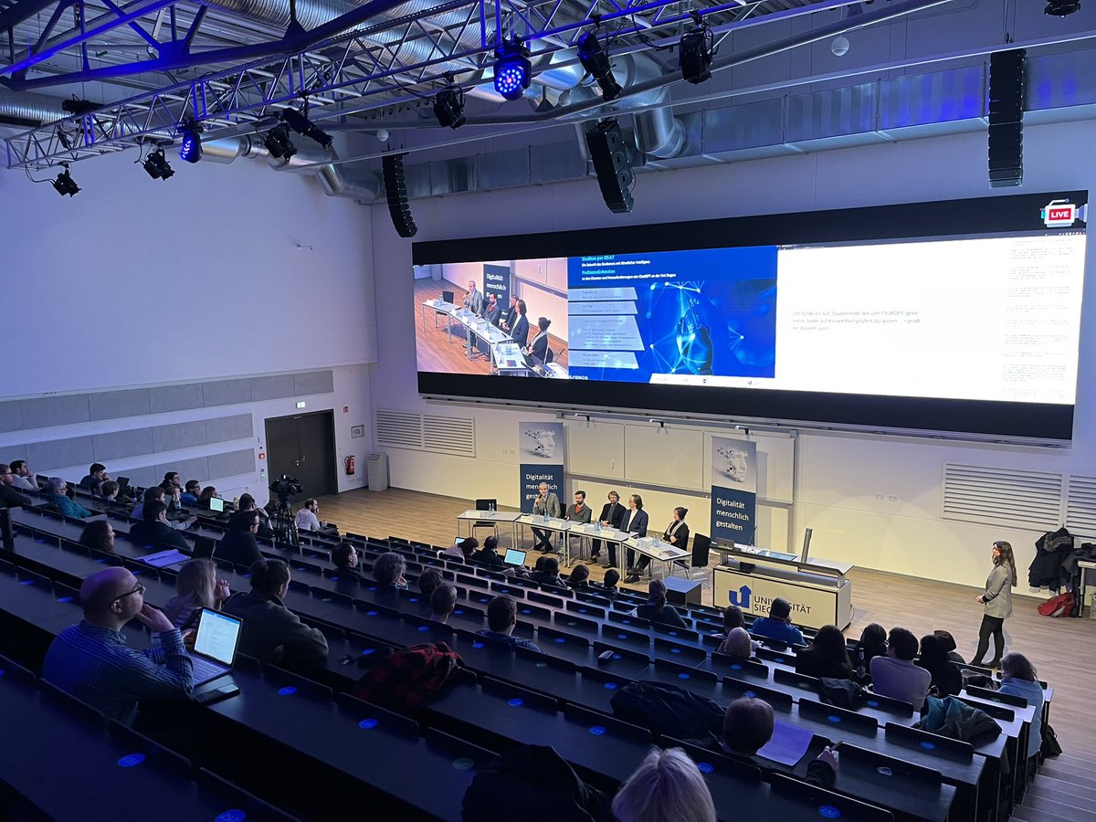 dime:US-Projekt hat jetzt den Startschuss zur Auseinandersetzung mit ChatGPT gesetzt. Podiumsdiskussion „Studium per Klick? Die Zukunft des Studierens mit Künstlicher Intelligenz – Podiumsdiskussion zu ChatGPT an der <a href="/UniSiegen/">Universität Siegen</a> “. dime.uni-siegen.de