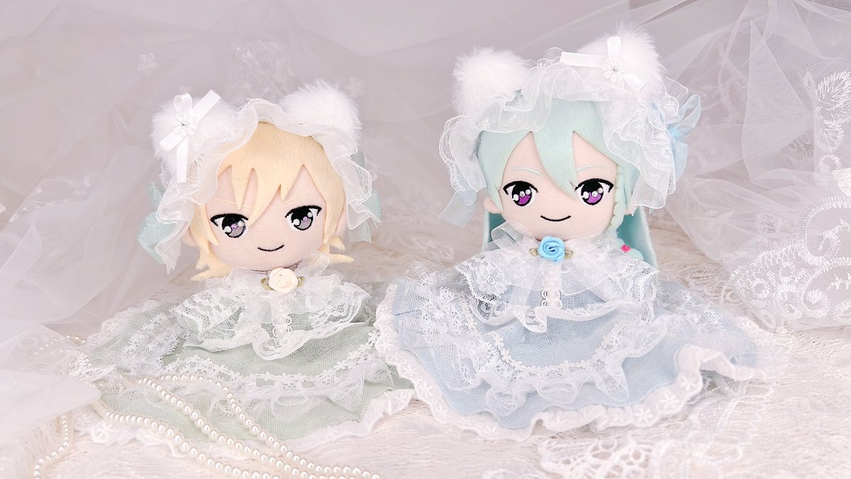 MMMiao_o's tweet photo. ブリデに持ち込むぬい服のお品書きです🌹
ドレスや着ぐるみなど
15-16cmのぬいぐるみにお召しいただけます👗
画像小さめなのでアップで👀
ツイート元にもっと詳しく載せてありますのでぜひご覧ください🙌✨
#あんスタ手芸部
#CHATONROSE🌹 https://t.co/lBT1WdmDjF