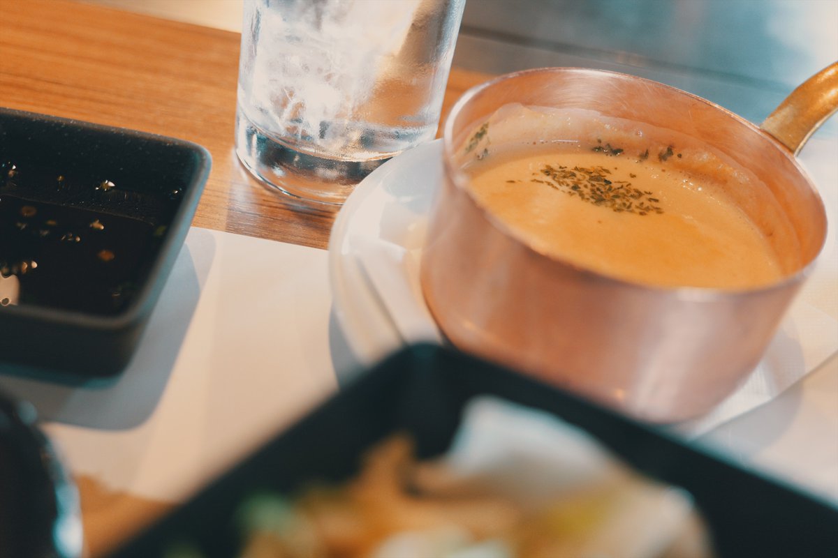 laserpapa's tweet photo. #リアルタイムLUT で、ステーキランチが、撮って出しでシネマティックになります😆
LUTは、#LUMIXColorLab の #Dramatic_BlockBuster です👍
#LUMIX #LUMIXS5II #LUMIXS24105 https://t.co/qZK5nJzGku