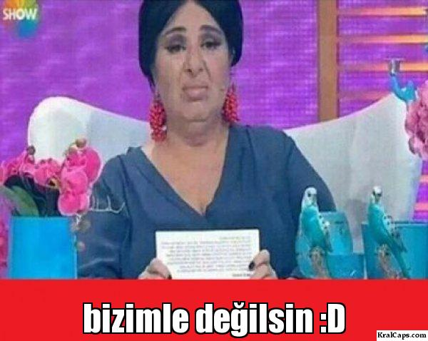 TheBorisTheTurk's tweet photo. @ipekozkal @sarikizpapatya @gokhanozoguz @vekilince Tek adam rejimini savunmak trajikomik de halkı sokağa döküp milleti birbirine kırdırmak trajikomik değil mi?
Başını önüne ey ve utan İpekcik.
Bizimle diyılsın! https://t.co/UHM65sZwxe