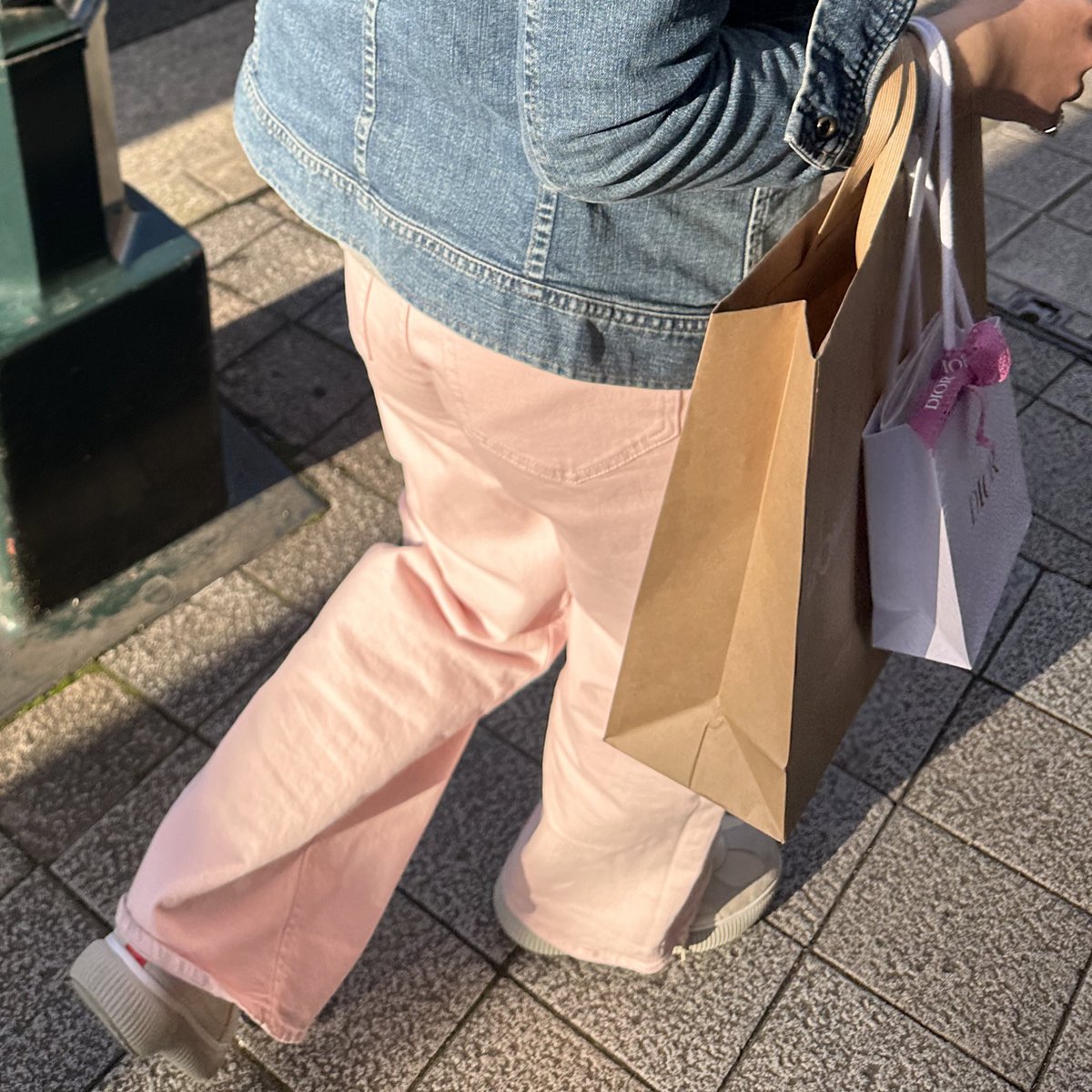 audreyosa3's tweet photo. Shopping day☀️
#日常垢 #日常垢さんとつながりたい #神戸 https://t.co/tfoLqdD8ft