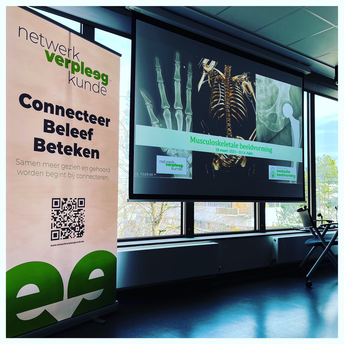 BenoitDurnez's tweet photo. Studiedag Werkgroep Medisch Beeldvorming @netwerkVPK in het @OLVZaalst. Oprechte dank aan Dr. Simons, Prof. Dr. Gielen, Dr. Faict, Dr. Van Royen en Bruno Sanders voor de zeer gewaardeerde bijdrage aan dit symposium ! @JessaZiekenhuis @UZAnieuws @OLVZaalst https://t.co/rQXkfdto1w