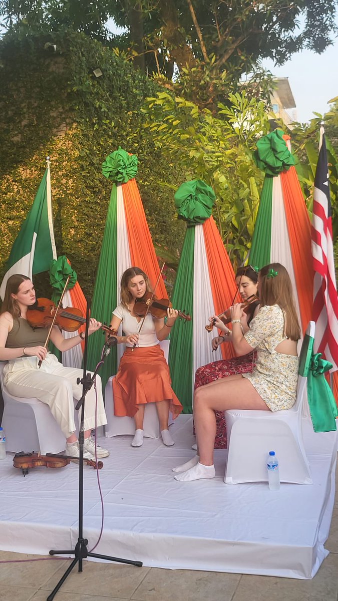 rsaembliberia's tweet photo. Celebrating together! #Ireland 2023 #StPatrickDay in #Liberia. #SouthAfrica in #Monrovia, #Liberia. Recallling the robust Irish anti-aparthied development support! Lovely Irish visiting music team! https://t.co/Nvu6EieW28