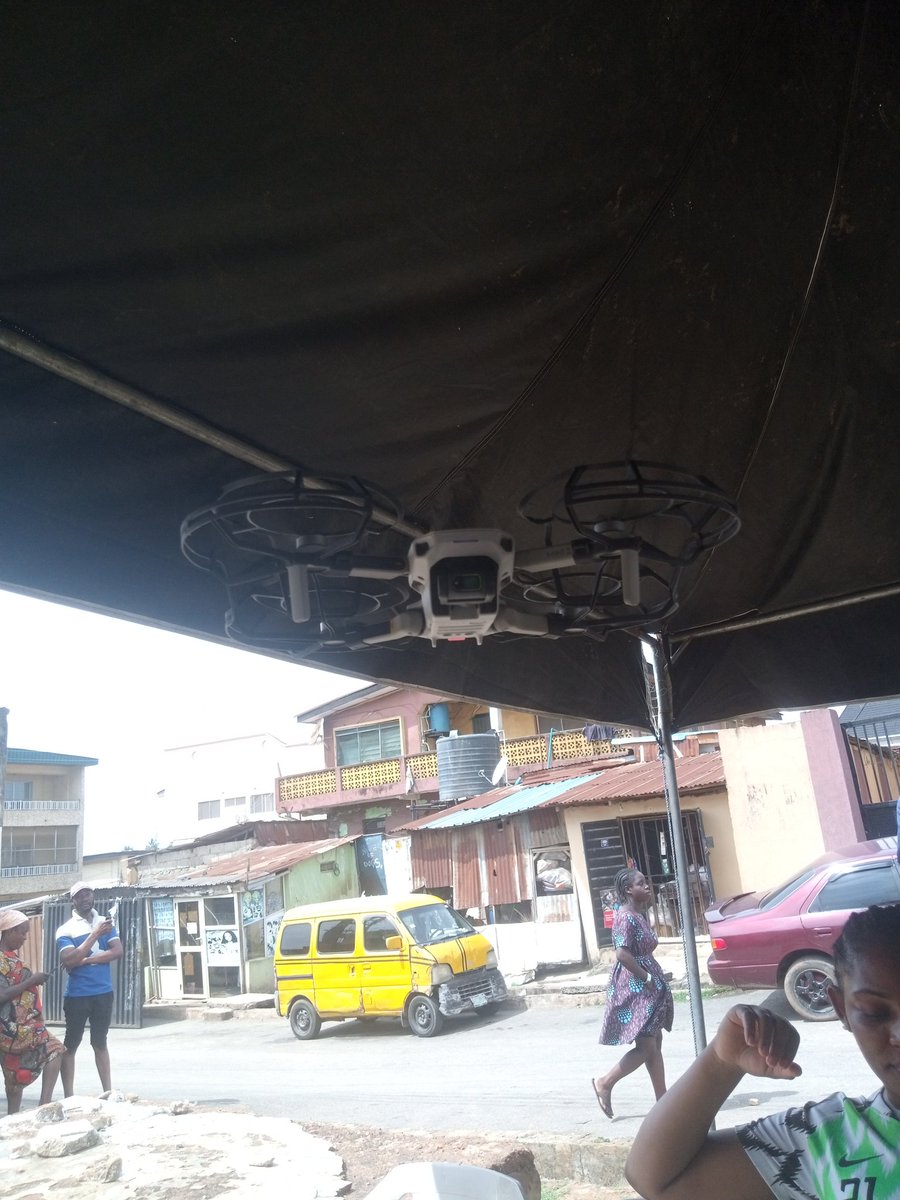 KarisEbiem's tweet photo. We have a drone recording all of the proceedings here in my polling unit at ifako ijiaye
We are safe!!
#Lpfromtoptobottom
#ekoedide
#GRVIsComing https://t.co/Qa289BgDnL