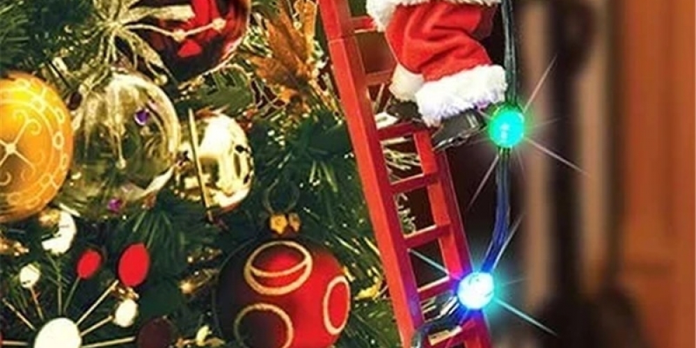 JustSweetHome1's tweet photo. Check out this Christmas Electric Climbing Santa 📢 link https://t.co/DVAovPFSpQ 31.00$USD #lifestyle #homeshow #classic #livinghome #interiorinspiration #thehappynow #myhousebeautifull https://t.co/PweThABgOg