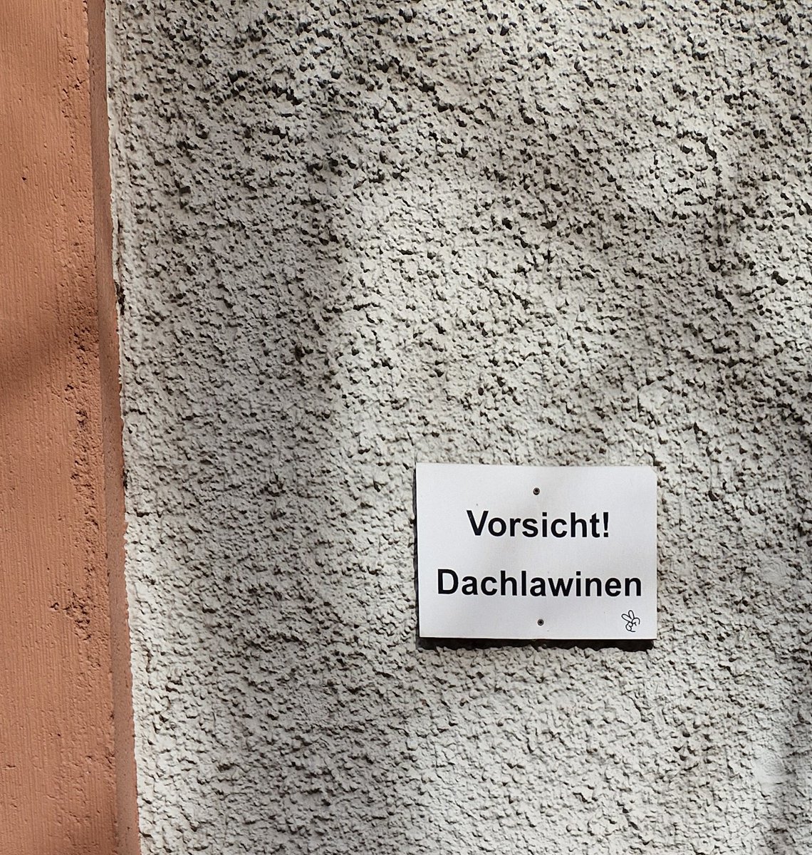 OCTOCTOCTO's tweet photo. Warum heißt es: Er hat Schuppen und nicht https://t.co/rJq45jGCUf