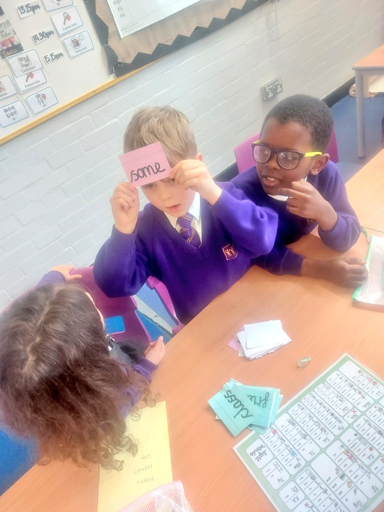 This week we practised our new tricky word game where one person says the word and the other person holding the word has to then spell it out. We loved it! 🧒 #trickyword <a href="/PrimaryElaine/">Elaine Primary</a>
