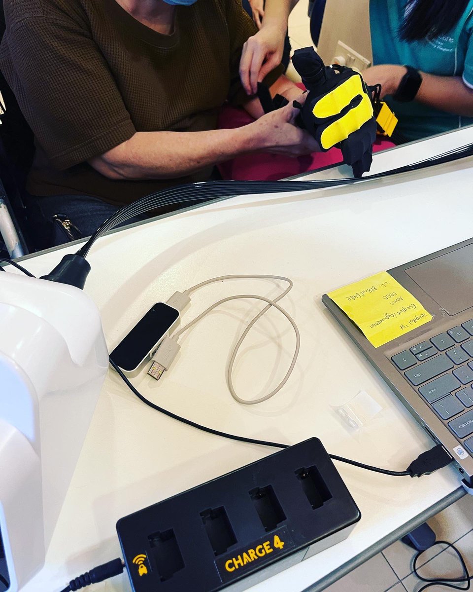 RocesoTech's tweet photo. Successful EsoGLOVE Myo trial with two patients at Sparklecare Yew Tee. Happy that Roceso product can support so many patients in community care settings. #stroke #strokerehab #strokesurvivor #neurorehab #neurorehabilitation #sci #spinalcordinjuryrehab #handrehab #upperlimb https://t.co/7nbC3e8ouz