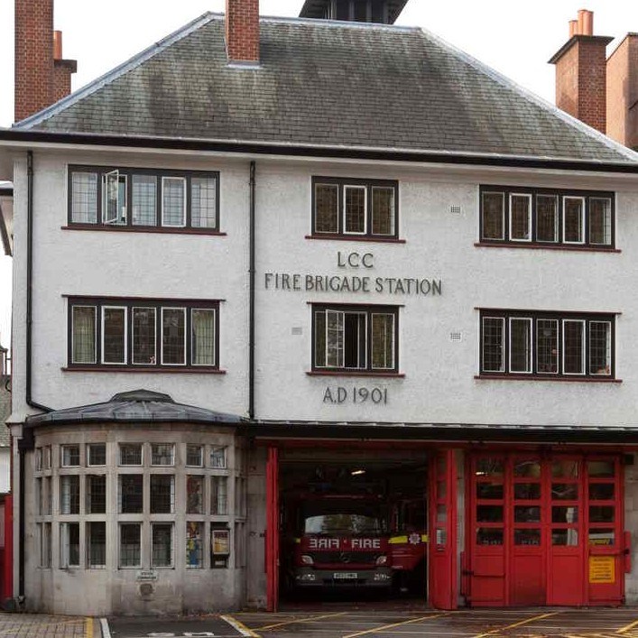 LondonFire's tweet image. The fire station shown here opened in 1902 &amp;amp; at that time was called West End Lane Fire Station. It was built to help serve the growing population around #StJohnsWood and #HampsteadVillage. Now known as #WestHampstead Fire Station, it was granted listed status (Grade II) in 1974