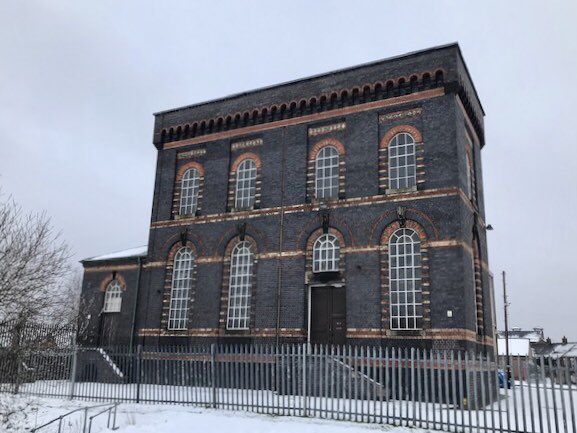 coal_legacies's tweet photo. Last Midlands wander, the #Litchfield #Canal abandoned 1955, active restoration is underway, explored the planned new route at #Sandfields and the old where only the pumping station and brewery malting (repurposed) survive
#industrialarchaeology #towpathtrails #explore https://t.co/RDIUSNKzpw