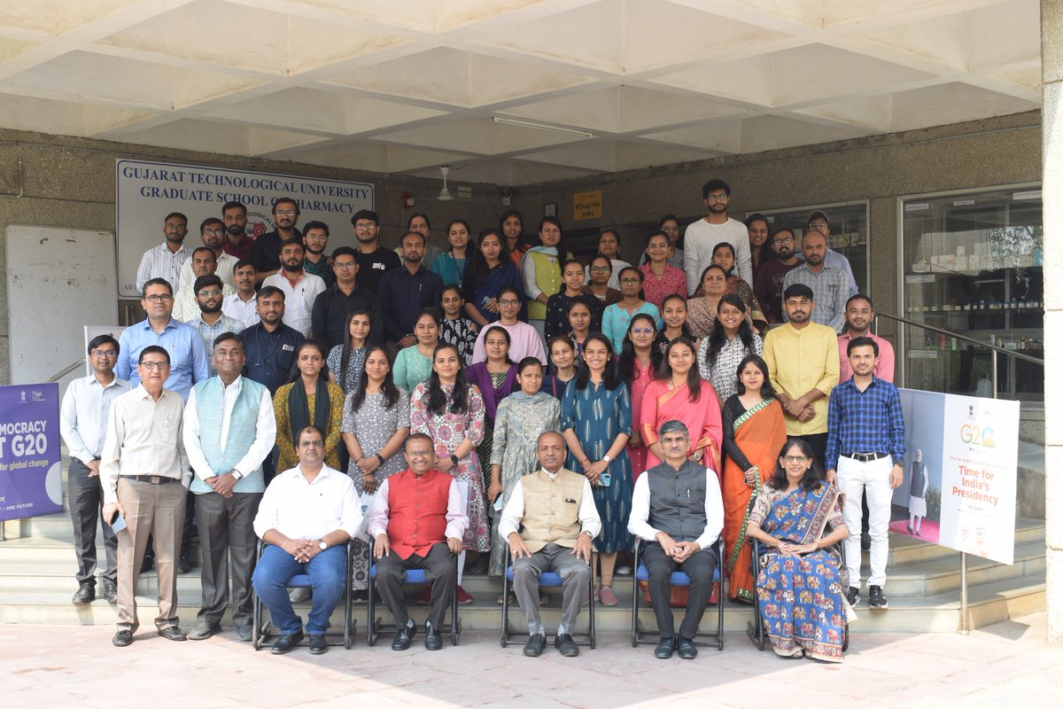 GraduateSchoo16's tweet image. GSP has organised a two-day training program on Laboratory management for Lab. Assistant and Lab . Technician. More than 35 participants from 19 different Colleges have participated.
#taining #pharmacy #Management
