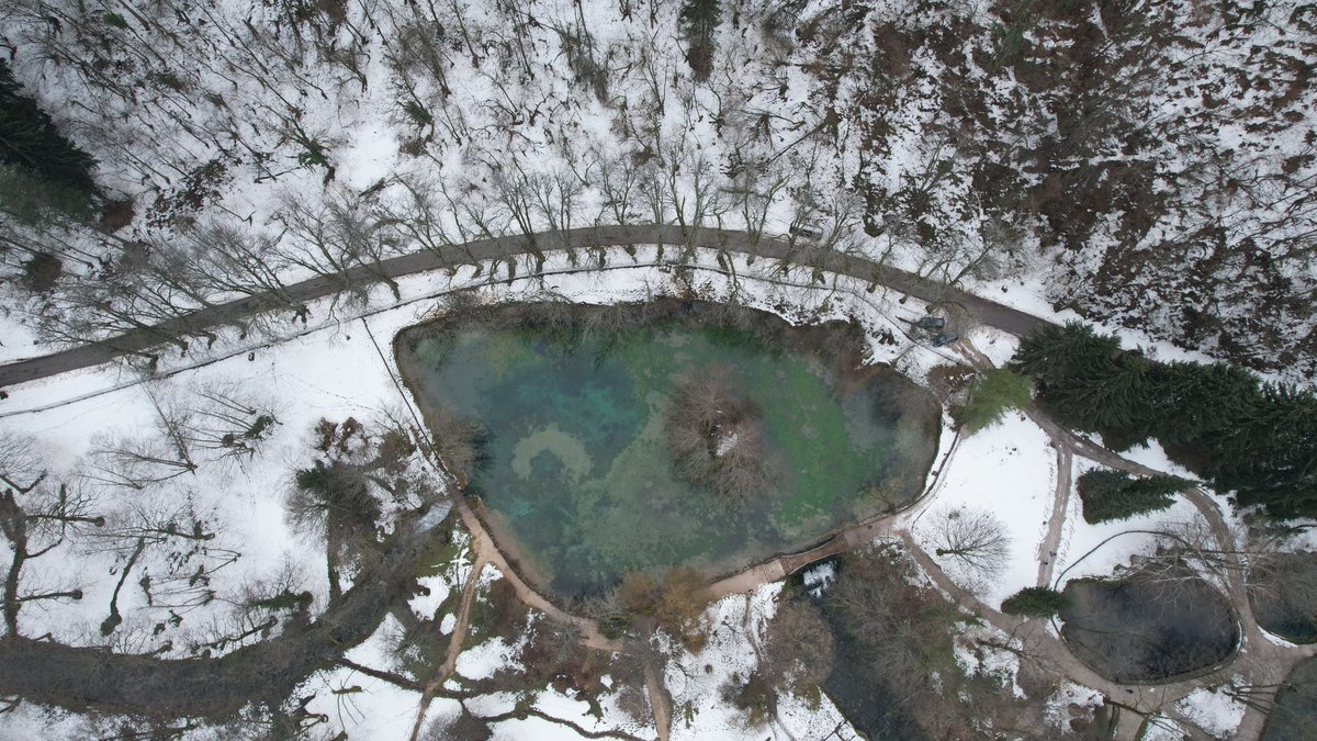 bosniafromabove's tweet photo. Lokacija koju i nije potrebno posebno opisivati, no možda ju je iz zraka malo teže prepoznati.

@opcinailidza
@visit__sarajevo https://t.co/at4wquGAnV