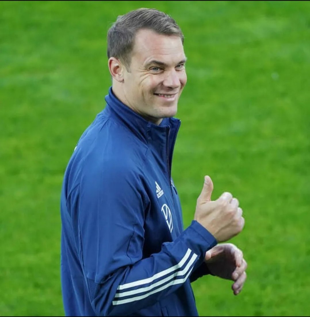 DariaP83's tweet photo. King 👑 of Goalkeepers, please, come back soon ! 
#ManuelNeuer
#GOAT𓃵 
#goatkeeper
#foreverproudofyou
#forevermynumber1 https://t.co/cPIau85FiR