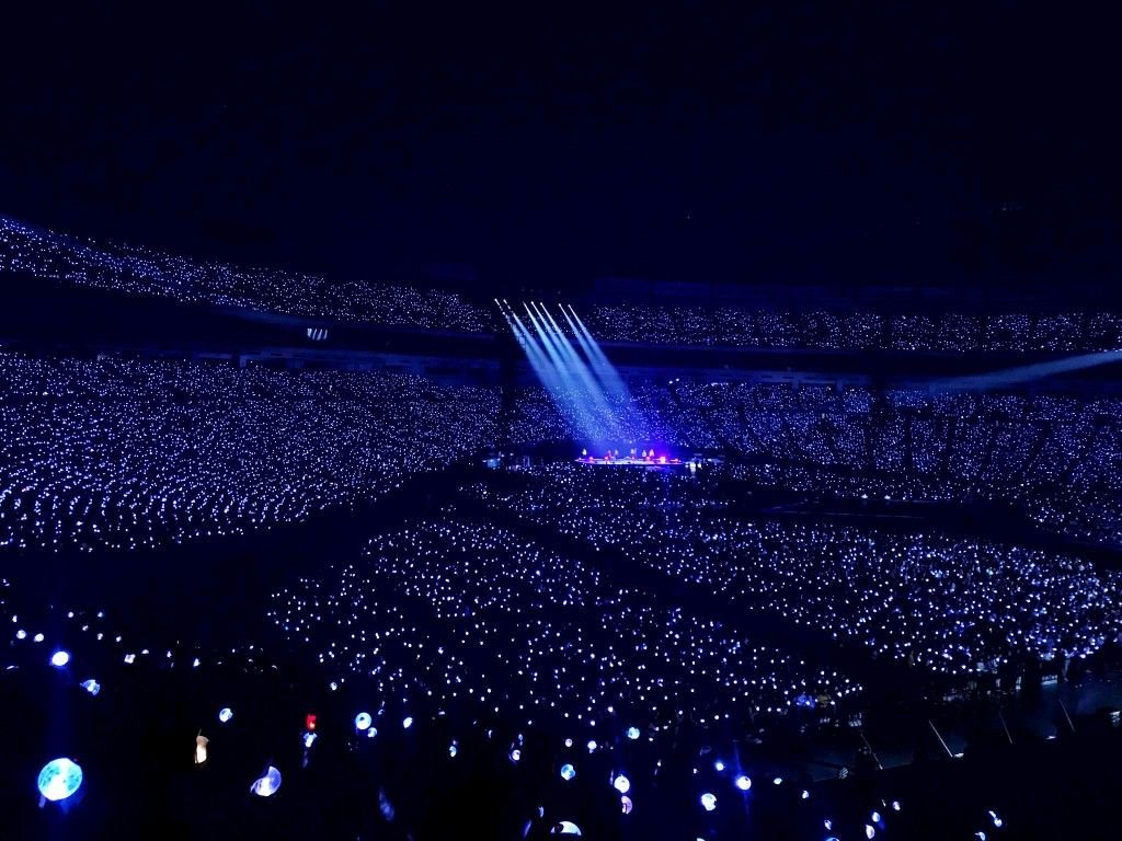 01Btsxarmy's tweet photo. 🏆 | Keep voting for #BTSARMY as this year's #BestFanArmy at the #iHeartAwards! https://t.co/PwRRA31fCV