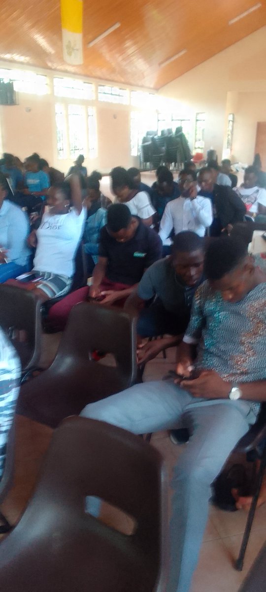 BMijele's tweet photo. Students gathering at a prolife event #March4LifeKE https://t.co/lmoGUpIrEh