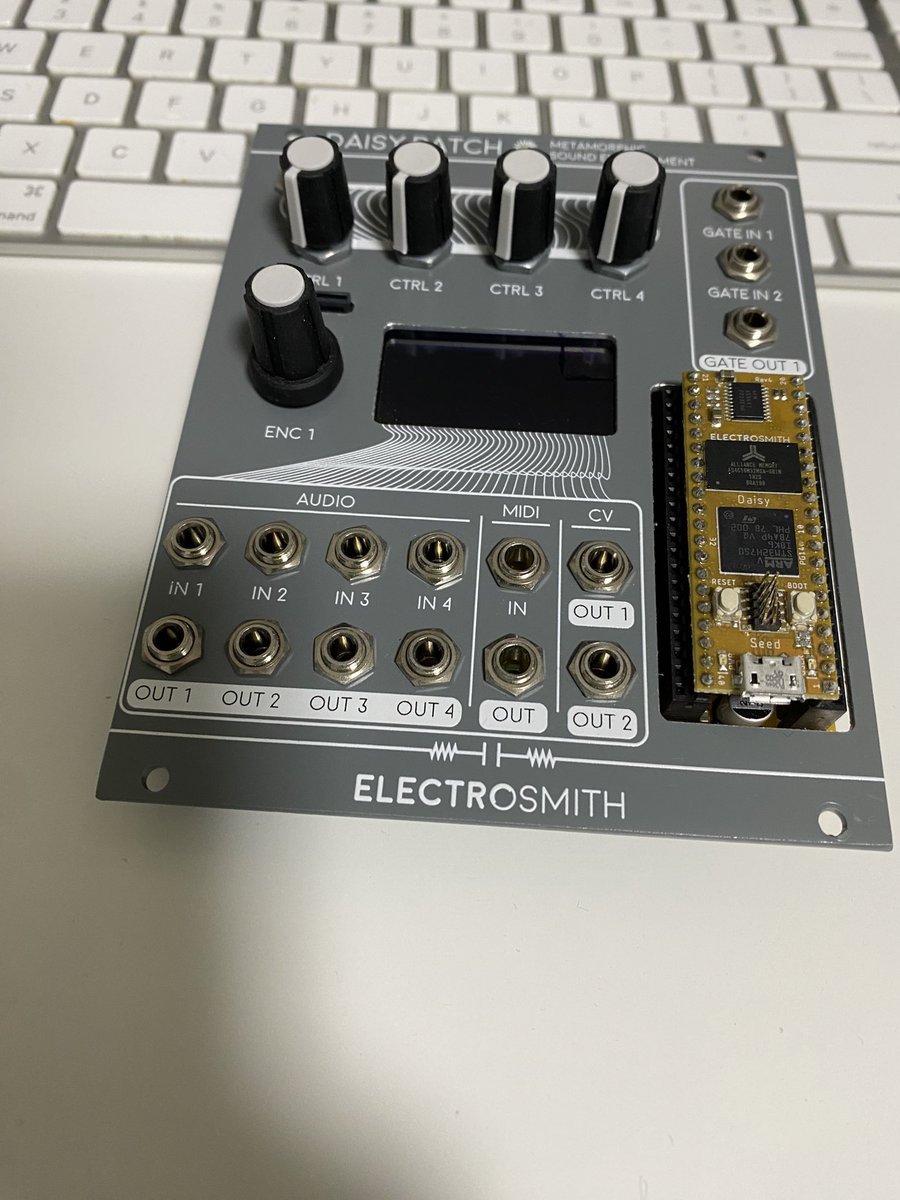 yiseunggyusynth's tweet image. mng #creativecoding #maxmsp #gen #electrosmith #daisypatch