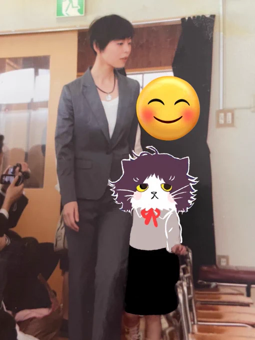 本日ではありませんが卒園式して来ましたちょっと自分の話ですみません。長女のプレ幼稚園を含めて7年間。左が6年前、きちんと母親に擬態せねばと頑張ってレディース着てブラも付けて女性としてのメイクも頑張ったけど全然似合わなくて、でも違和感は私だけのものでしかない。と悶々としながら↓ 