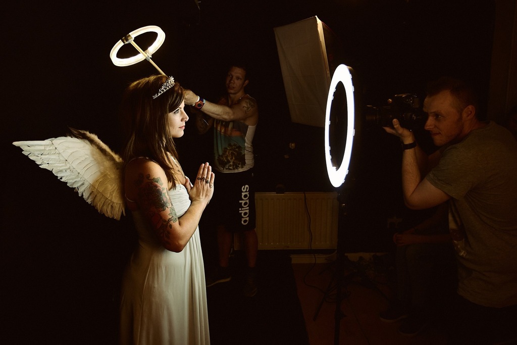 FuscoMedia's tweet photo. Well, #StudioSaturday has come around fast again, let’s jump into it and talk about some studio photography things! We used to host a bunch of workshops and tutorials at our old studio (Which we no longer operate from), but they were all so much fun and … https://t.co/srS1y8LTmS https://t.co/3sd303i22q