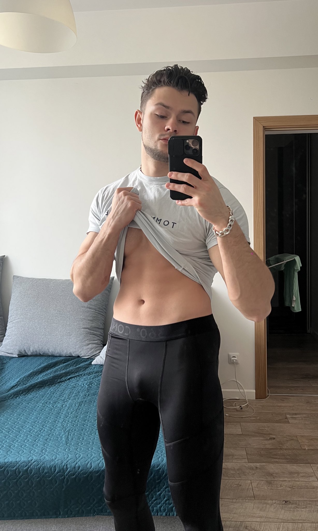 leggings are so comfy
#gay #gayfit https://t.co/80q0SBKUPr