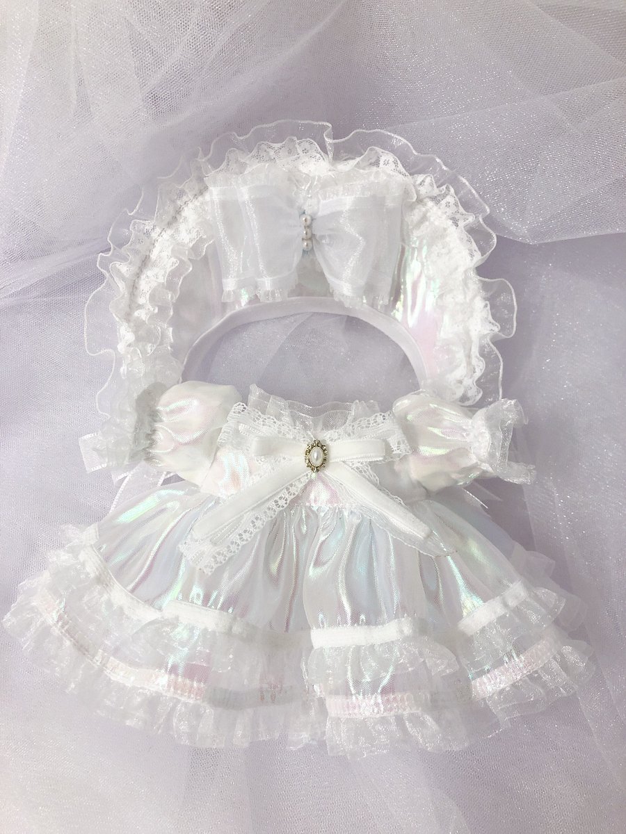 honeybee_closet's tweet photo. 🎁RT+팔로우🎁
한 분 추첨 샘플 한 벌 선물(색상 랜덤)

3/19 20:03부터 시작되는
20cm 인형옷 모어트윙클 판매폼입니다

https://t.co/pGgc1Pj7m7

색상별로 20🐝씩 준비해 보았어요><
자세한 내용은 폼을 통해 확인해 주세요
많은 관심 부탁드립니다 감사합니다! https://t.co/O9xutVoKYM