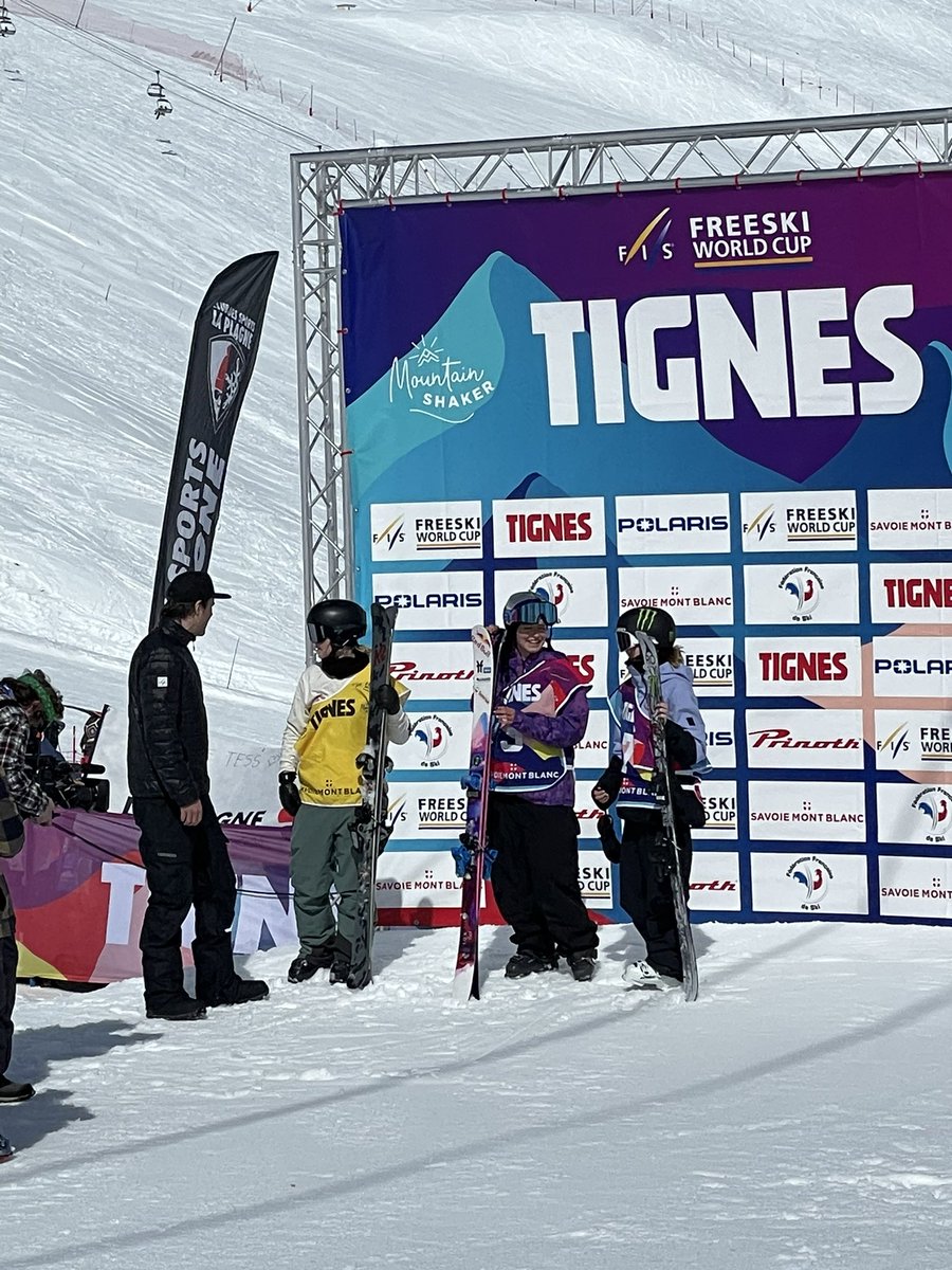 TignesOfficiel's tweet photo. SLOPESTYLE WORLDCUP WOMEN CATEGORY 

1) Mathilde GREMAUD (Suisse)
2) Johanne KILLI (Norvège)
3) Megan OLDHAM (Canada) https://t.co/9pN7Ph14wg