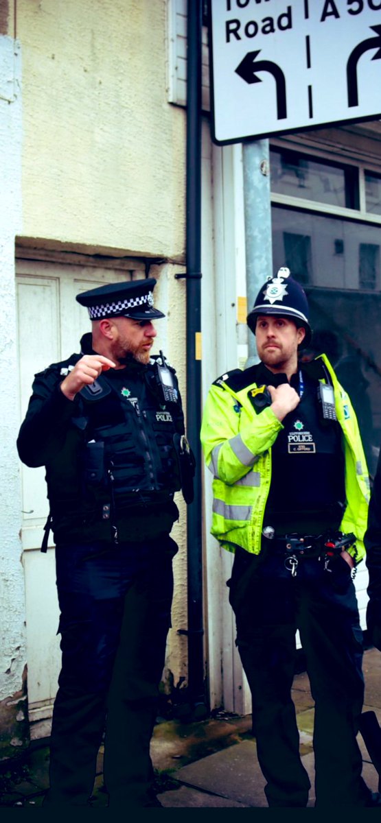 roadcrimeCI's tweet photo. Really good opportunity to clean up a gateway into the town centre through secured safer streets funding working in partnership with @StokeontrentBID @StaffsPFCC @jogideon @SoTCityCouncil 
Lots of excellent work continues by the local team to tackle ASB &amp; associated criminality https://t.co/tXjEDr7Ev8