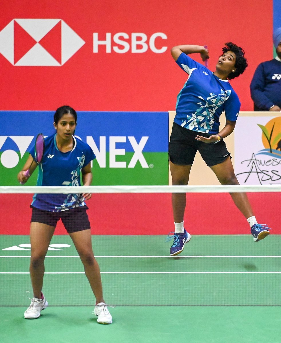 the_bridge_in's tweet image. Treesa/Gayatri's wonderful #AllEngland run comes to an end in the semis💔

Young Indian duo Treesa Jolly &amp;amp; Gayatri Gopichand go down against 🇰🇷's Ha Na Baek &amp;amp; Hee So Lee in straight games.

Score: 10-21, 10-21

#Badminton 🏸| #AllEnglandOpen2023