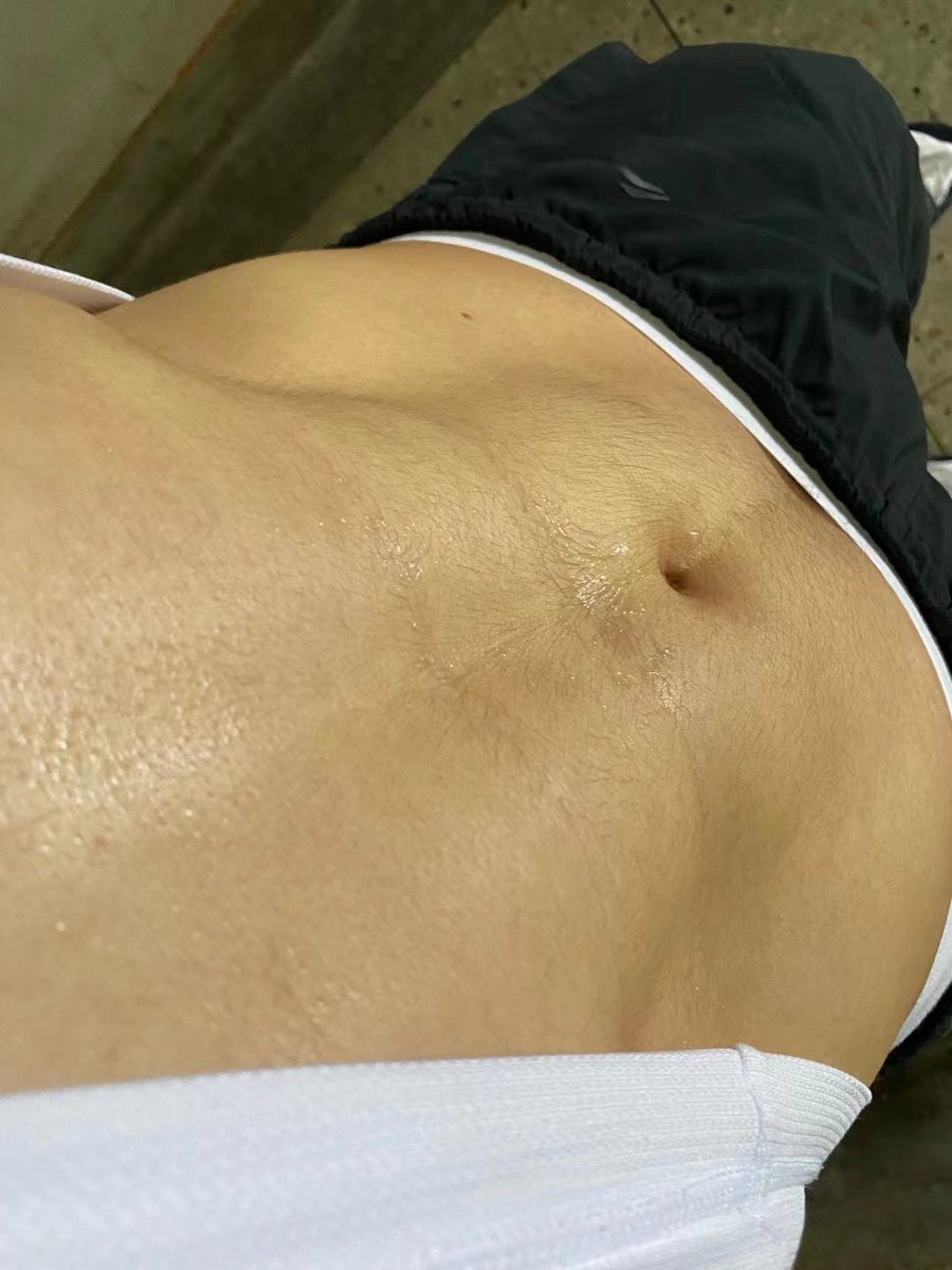 BruthLeo's tweet photo. 清清库存，好好健身🏃🏻🏃🏻🏃🏻 https://t.co/CGaxqSHuvj