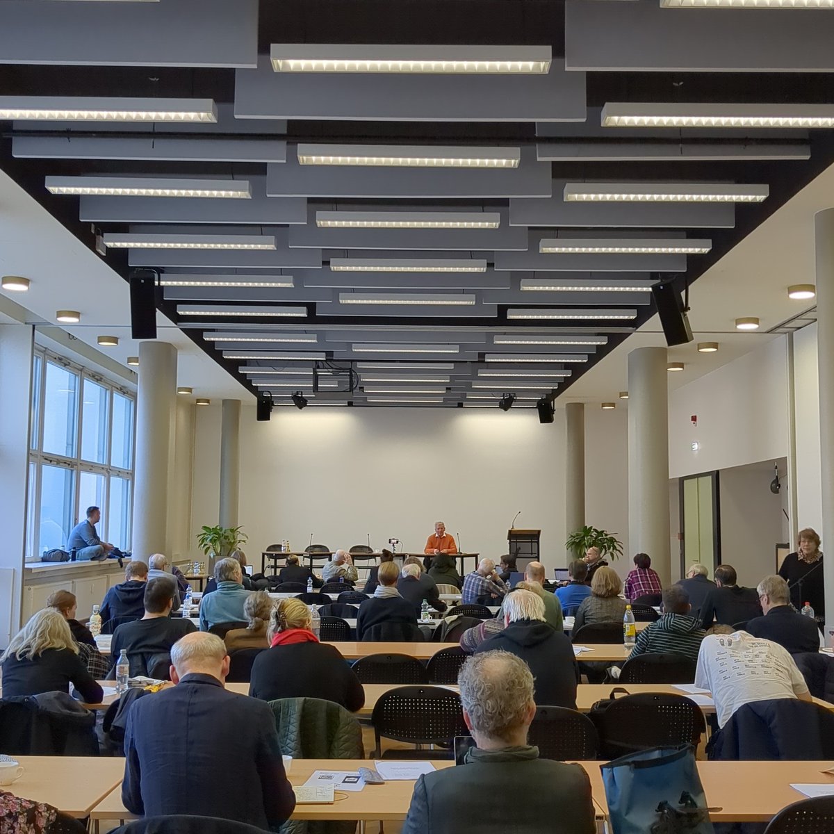 Beschlossen! Wir haben uns gegründet als Netzwerk Progressiver Linker! 💪 
Die nächsten Monate werden wir viel Orga-Arbeit leisten müssen, doch wir sind zuversichtlich &amp; gespannt, denn wir brauchen eine
#DieLinkeMitZukunft!