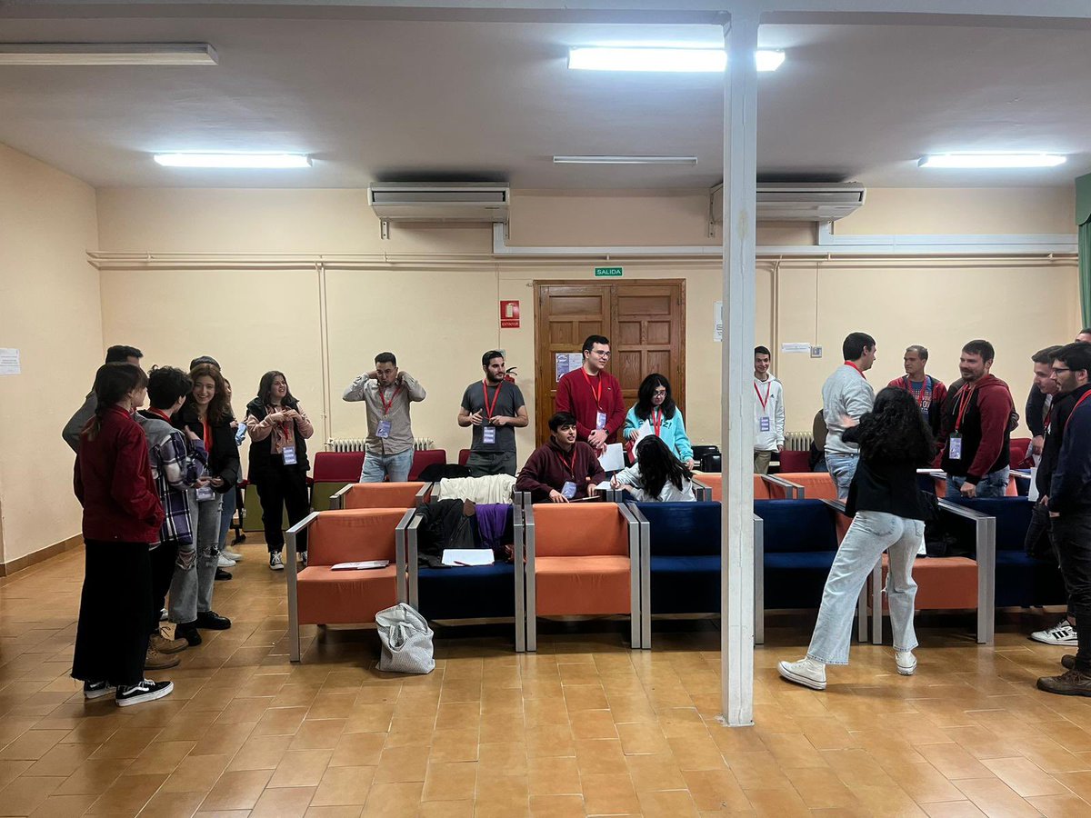 💥Hoy hemos comenzado las Jornadas de Formación de la Provincia de Cáceres, con una formación de Oratoria y Comunicación de la mano de <a href="/SabrinYermak/">Sabrin Yermak</a>.

Ha sido maravilloso poder recibir formación en comunicación y saber como transmitir adecuadamente a la ciudadanía ♥️🌹.