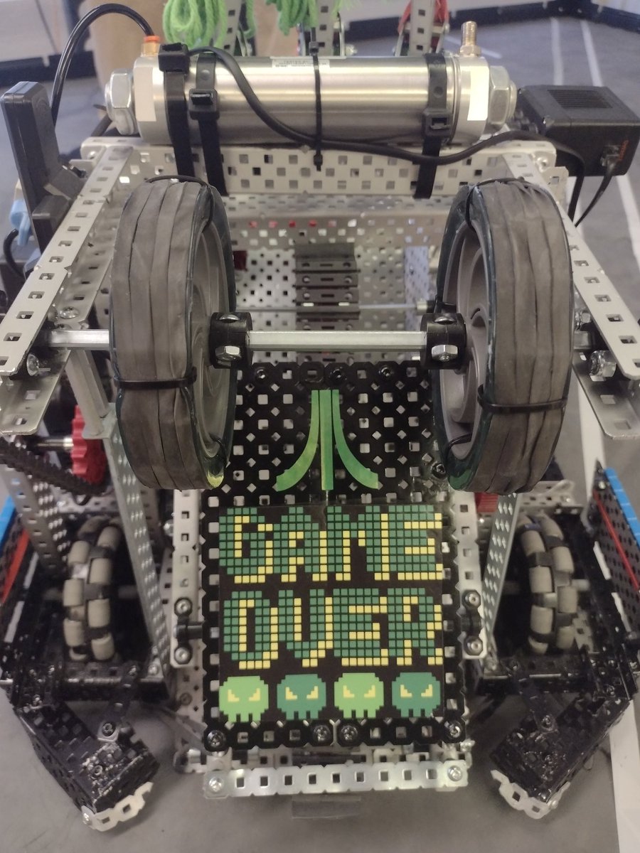 ClhsJ's tweet photo. @TheAtari_VCS Tribute Robot made it into the winners circle at @7ThBDEArmyROTC Championship. Now to take our @atari bot to VEX Worlds Championship 26-30 April. https://t.co/0tCsX71MMG