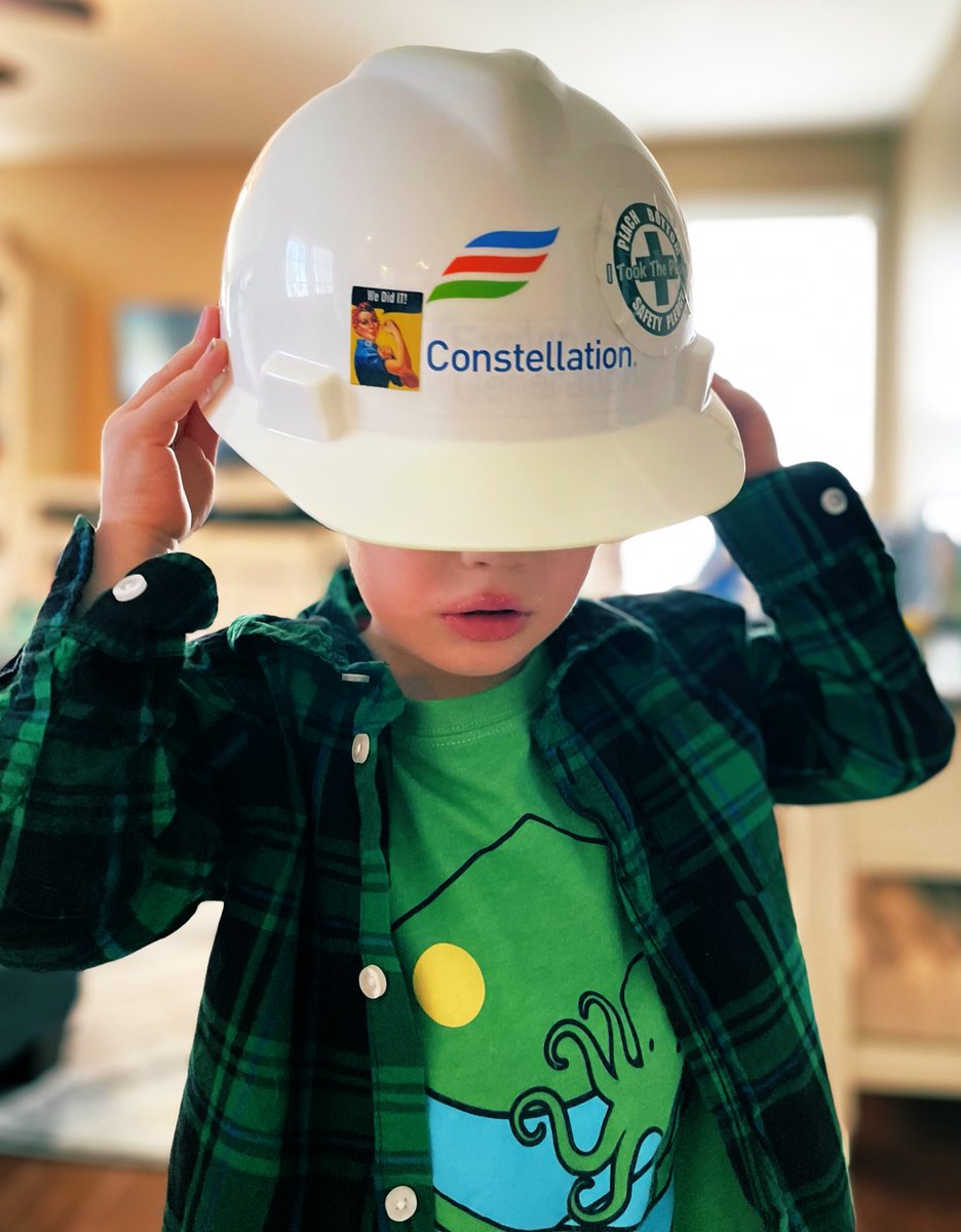 EngineerChelle's tweet image. Teach them young #SafetyFirst