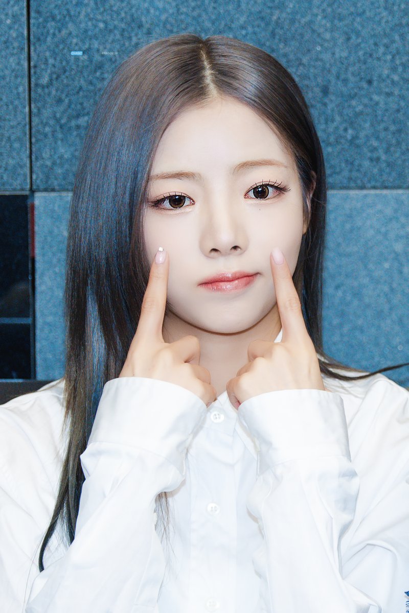 chase0903's tweet photo. 230316 #나고은 #NAGOEUN #퍼플키스 #PURPLE_KISS https://t.co/LVyFf2lCFg