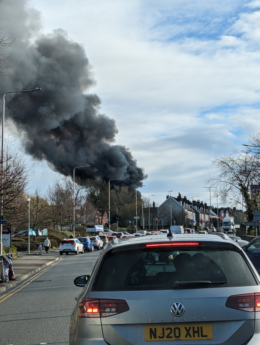 Looking like a big fire off Nottingham Road in #Mansfield