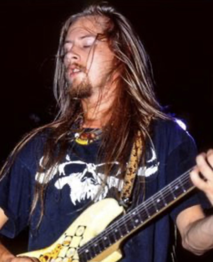 Happy 57th Birthday Jerry Cantrell! 