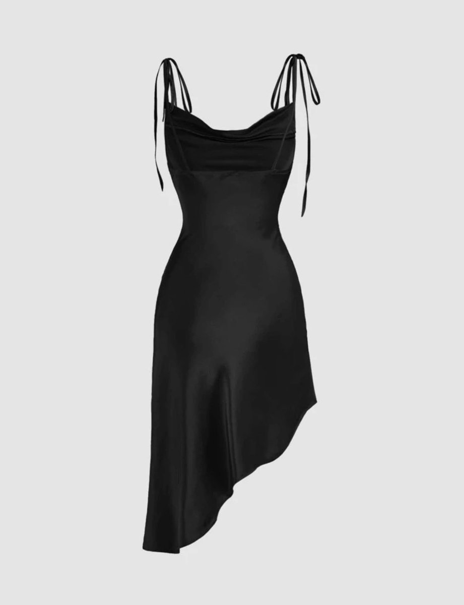 thepg_co's tweet photo. Silk dresses are amazing as well. Tasteful and sexy. 🫶🏽

N16k available in size 10 only. https://t.co/FnrW3rblsY