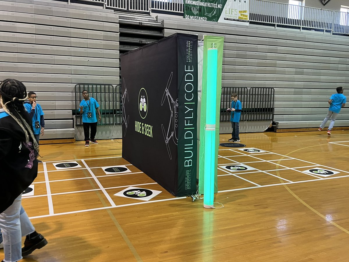 Watching Cooper Ss at the For The Win drone competition. 6th grade FTW in Capture The Flag! <a href="/CooperSTEMAcad/">Cooper Stem</a> <a href="/Coopermscougars/">Cooperms</a> <a href="/DanielCHarbert/">Daniel Harbert</a> <a href="/MrRawls2/">J.J. Daniell Middle School</a>