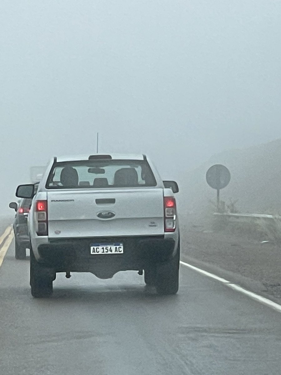 MarsusMarcelo's tweet photo. Cuando vas a Potrerilllos y te agarra la niebla #yending con @tierradelvino https://t.co/c5AiNVASXy
