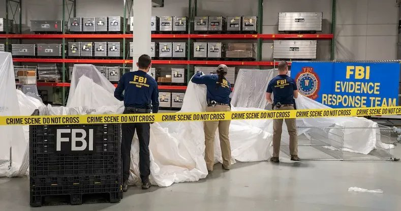 aisdmx's tweet photo. El @FBI ha solicitado al @GobiernoMX fotos y videos sobre el secuestro de 4 ciudadanos estadounidenses en #Matamoros, para ayudar en la captura de los responsables, pero tardaron una semana en solicitarlos. 

https://t.co/nGusudYjMo https://t.co/TddYWIVXJ3