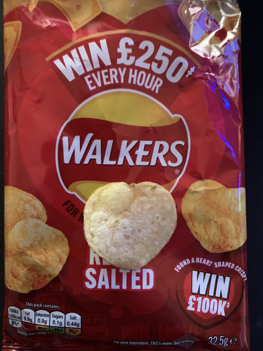 PhotosByRickyK's tweet photo. @walkers_crisps 🤞🏻 #lovefromwalkers https://t.co/dhN4t6OtrV