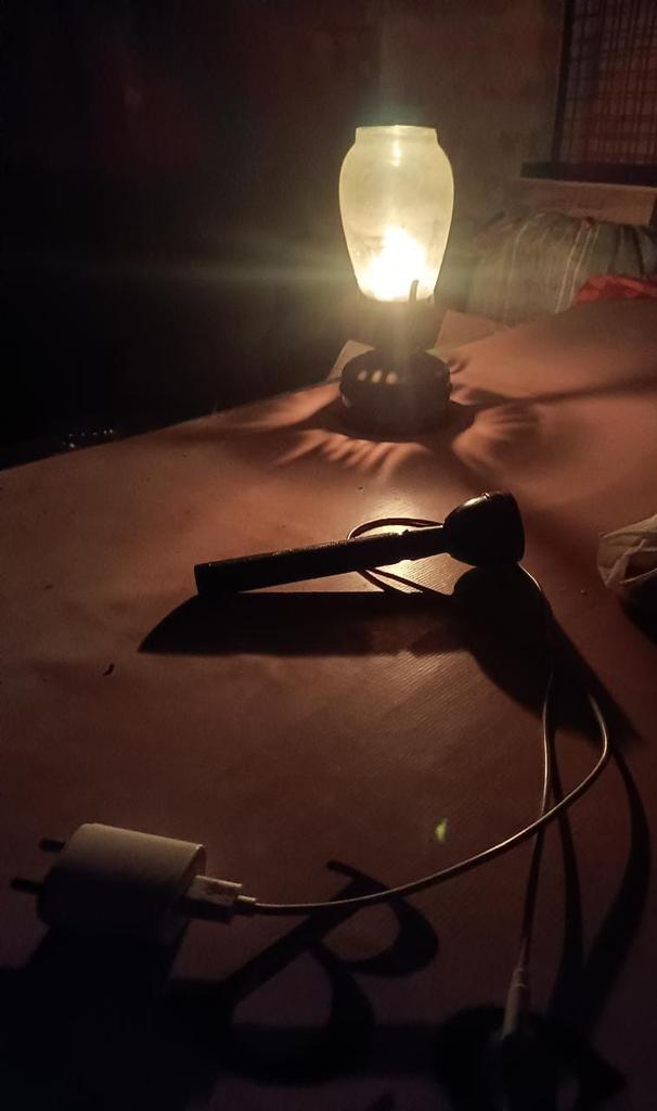 hemendra_tri's tweet image. यूपी में अब बिजली ने मारा
तेरा हो सहारा... 😁

#UppclStrike