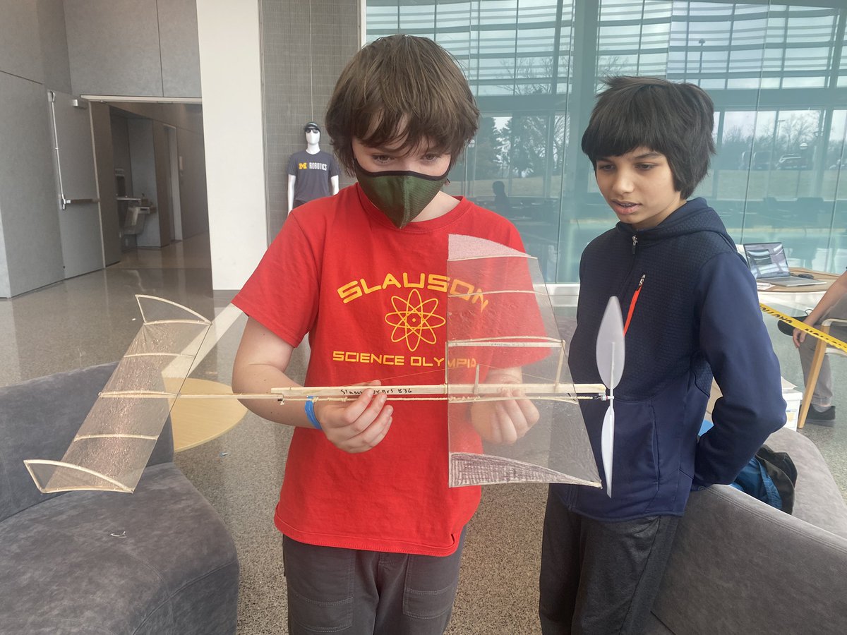 Wonderful to join <a href="/A2_ClagueMS/">Clague Middle School</a> &amp;  <a href="/A2Slauson/">Slauson MS</a> Science Olympiad teams as they participate in #Flight events today <a href="/UMich/">University of Michigan</a> Robotics - Exciting!