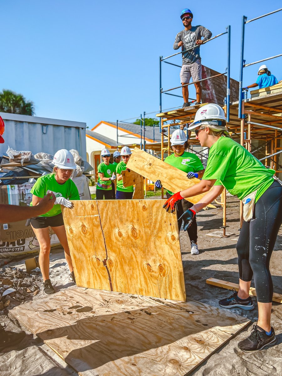 HabitatGPBC's tweet photo. 💗 Thank you to the @insideFPL Women in Energy Crew for volunteering for a #teambuild with us. #greatertogether
#Community #Volunteer #HabitatforHumanity #PalmBeachCounty #ThePalmBeaches #GreaterTogether #StrongCommunity #GPBC https://t.co/Gp8S0CWbli